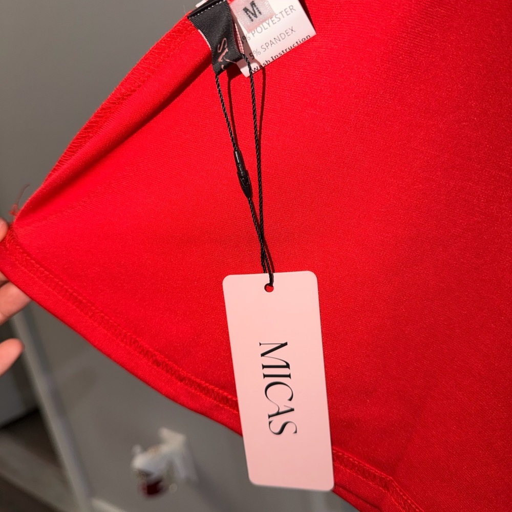 Off-Shoulder Red Fit & Flare Dress – Size M (NWT) ❤️ - Picture 5 of 5
